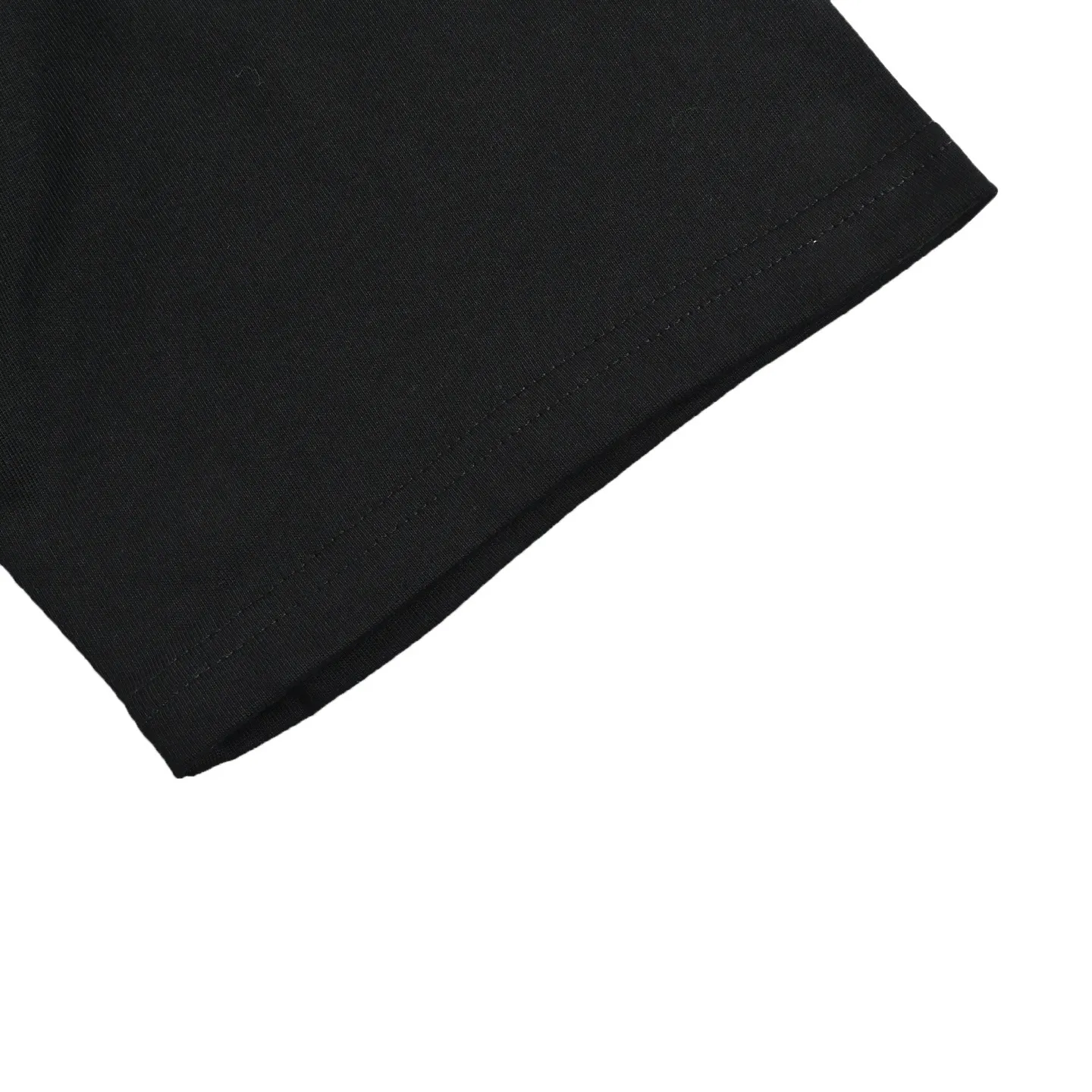Louis Vuitton/Louis Vuitton short sleeves with signature embroidery on the chest